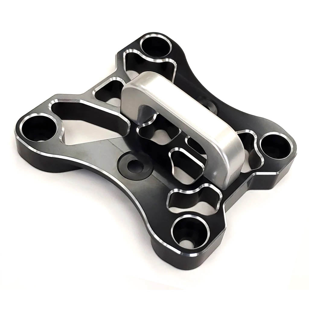 Can-Am Maverick X3 Rear Plate with D-Ring and Pockets